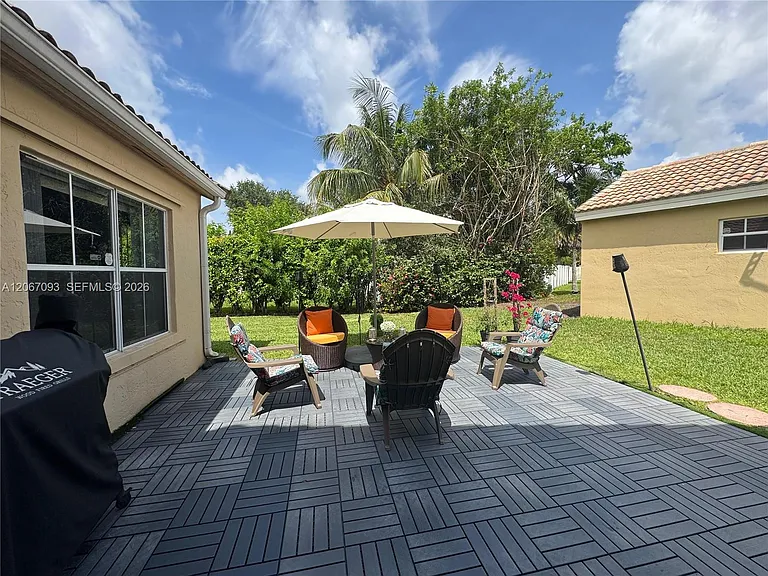 825 Falling Water Rd — Photo 27