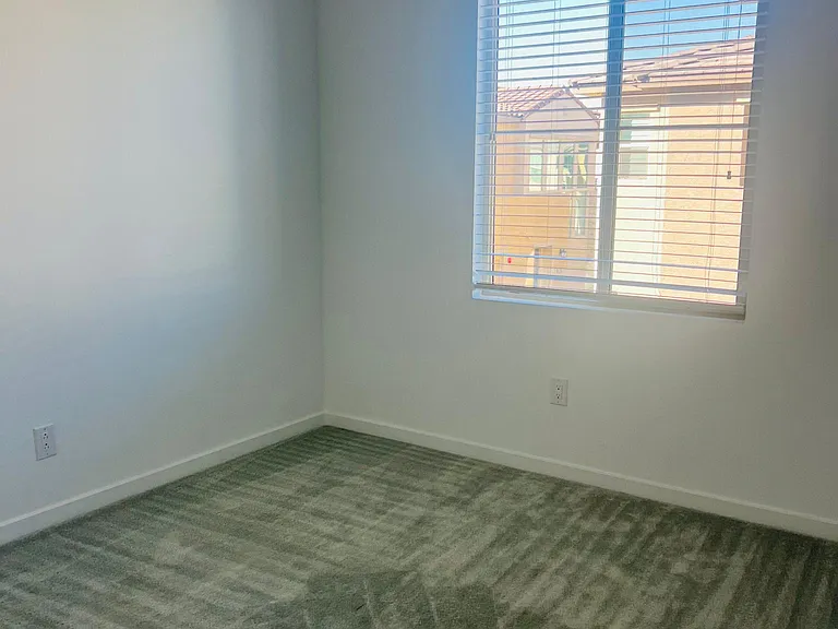 3010 N Majestic Ct — Photo 3