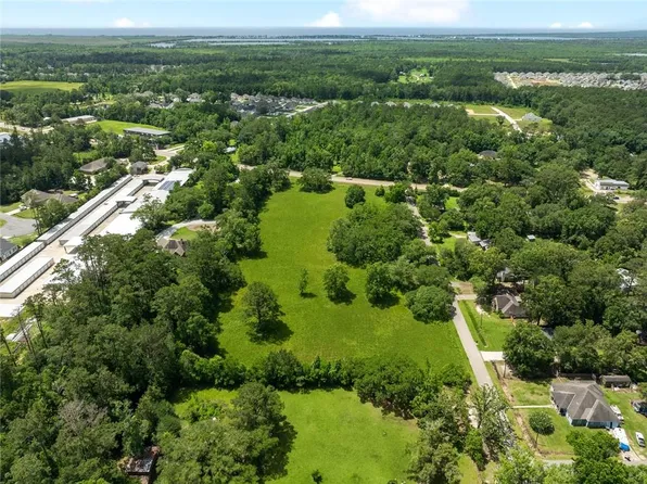 69 Helen Dr, Madisonville, LA 70447