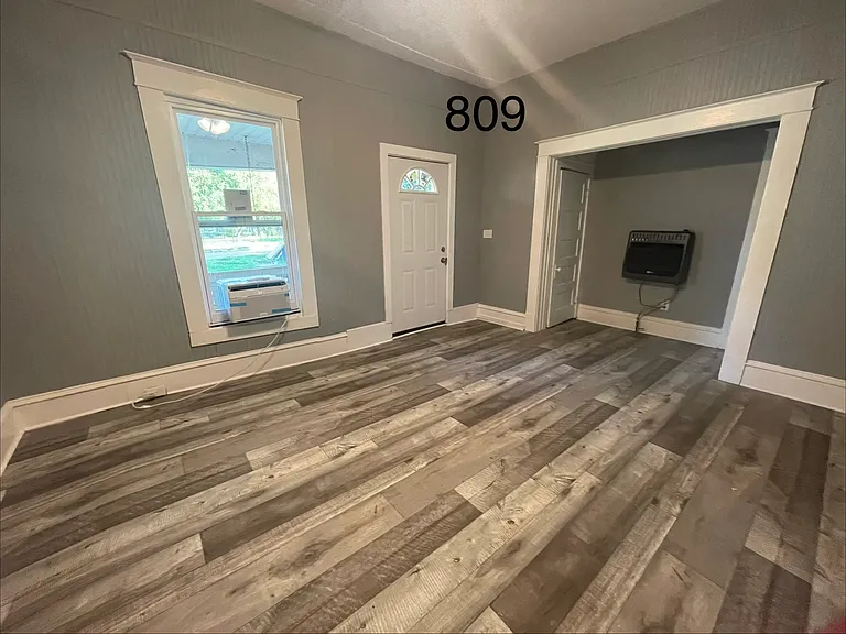 809 Rock St #809 — Photo 12
