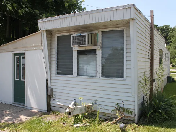 3230 Oakland Rd APT 13, Dover, PA 17315