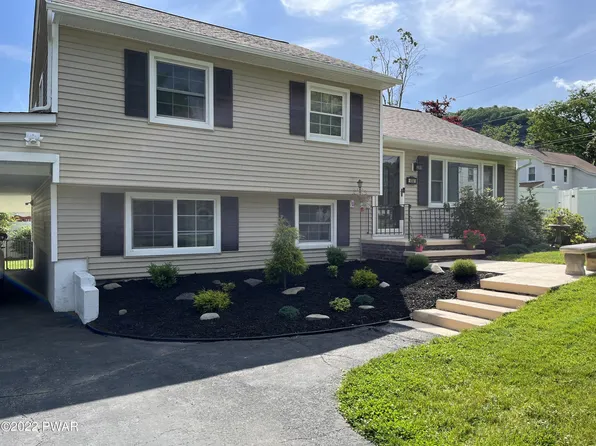 400 Avenue I, Matamoras, PA 18336