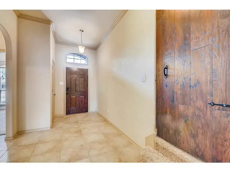 3200 Stonecrop Trl — Photo 6