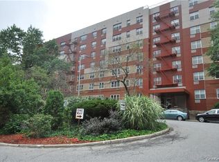 7 Balint Drive #521, Yonkers, NY 10710