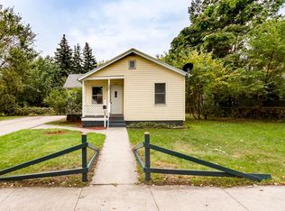 1422 Division St, Port Huron, MI 48060