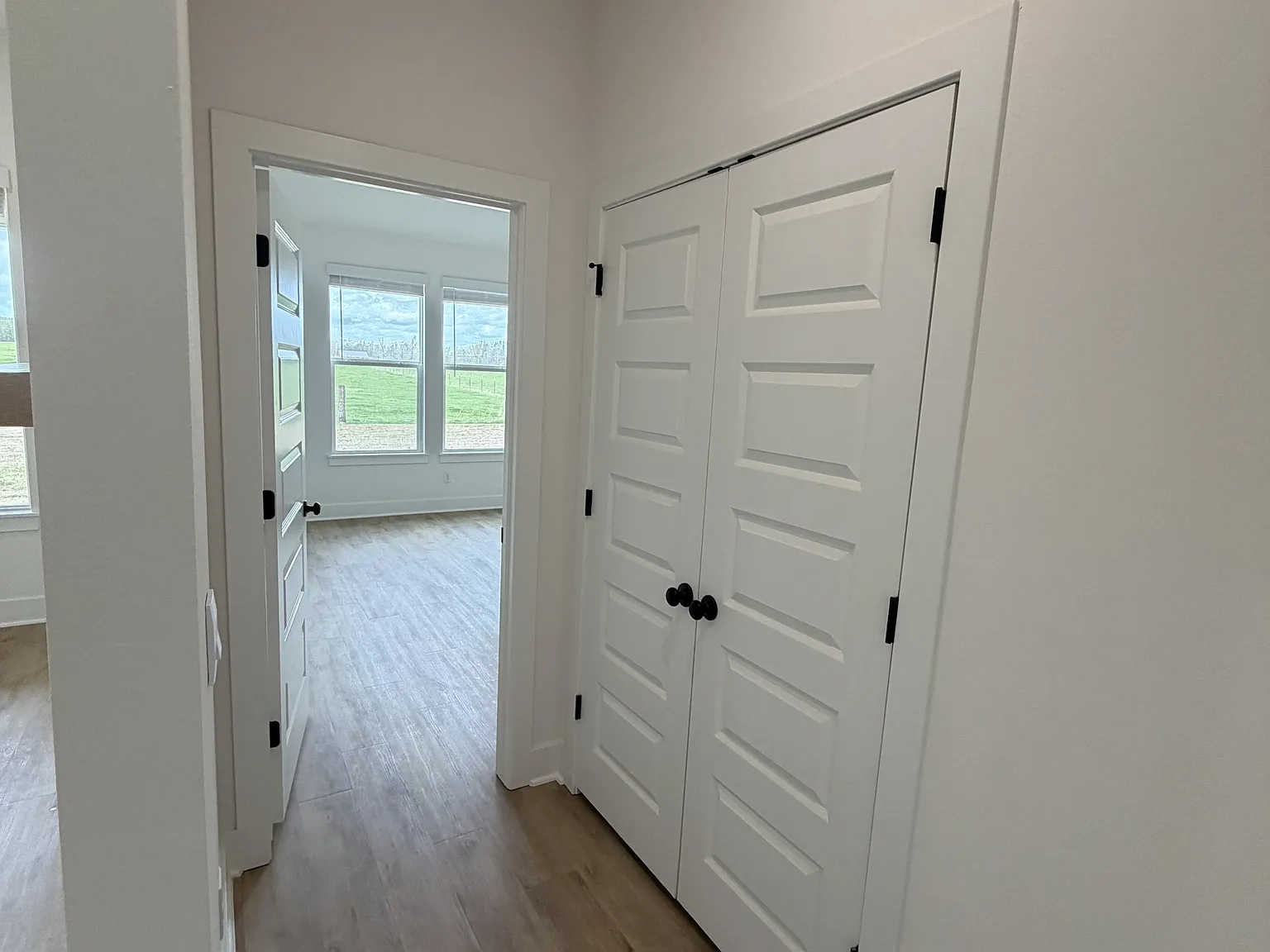 563 West Canada Drive - 1 — Photo 3