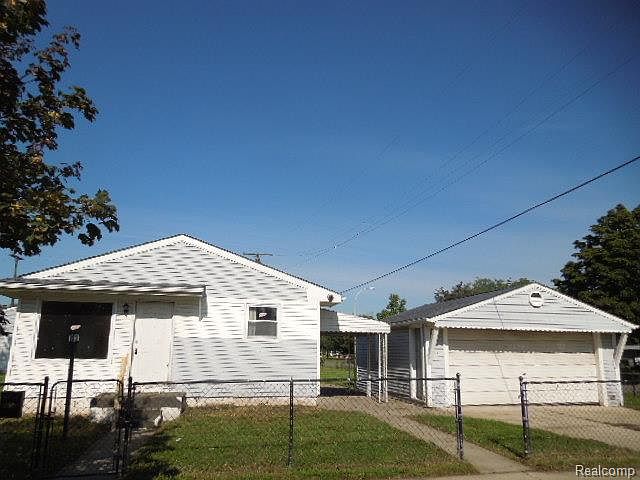 1st image of 4224 10th St