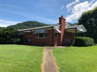 485 Utah Mountain Rd, Waynesville, NC 28785