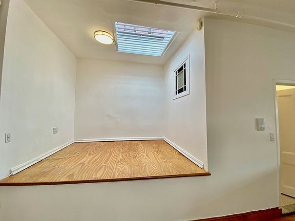 3rd image of 419 Grand Ave APT 4A