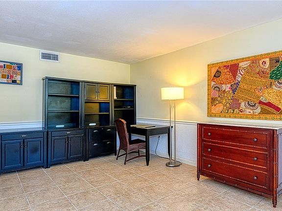 3rd image of 4290 Gulfstream Dr APT 5
