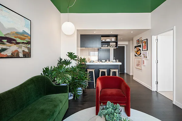 Rented by Extell Marketing Group LLC | media 56