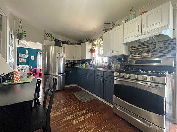 3rd image of 5308 57th St #132