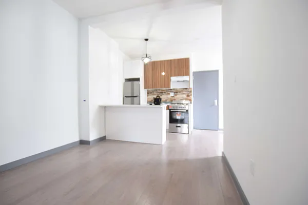 Rented by Mazel Realty USA Corp | media 41