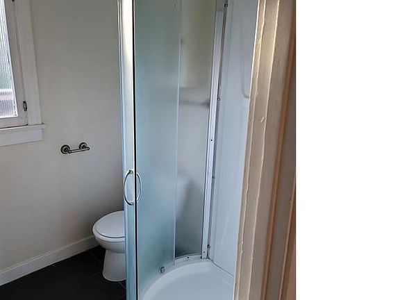 3rd image of 1203 Wilcox Ave APT 1