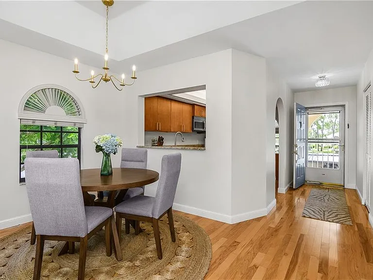 701 Augusta Blvd #8 — Photo 6