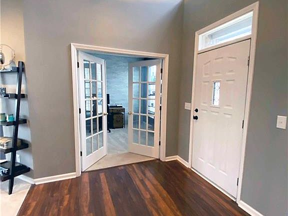 2nd image of 11 Rockrose Ct