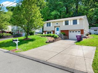 471 Tivoli Rd, Pittsburgh, PA 15239