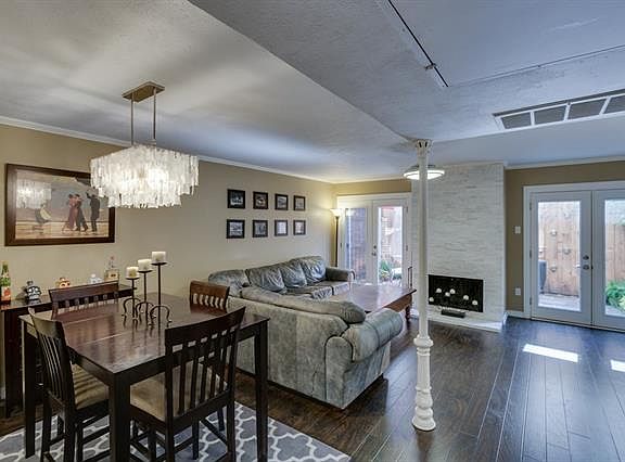 4th image of 4146 Wycliff Ave #102