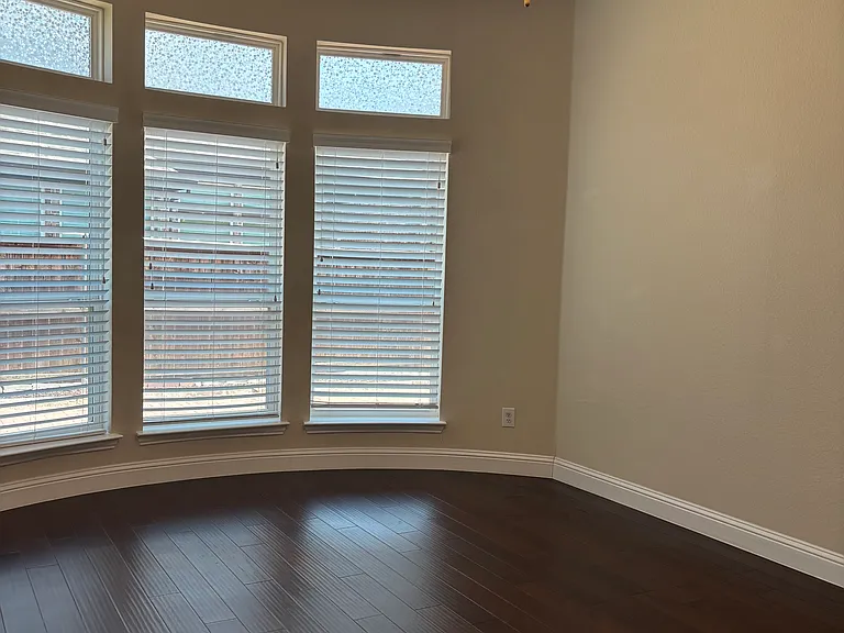 6117 Mickelson Way — Photo 11
