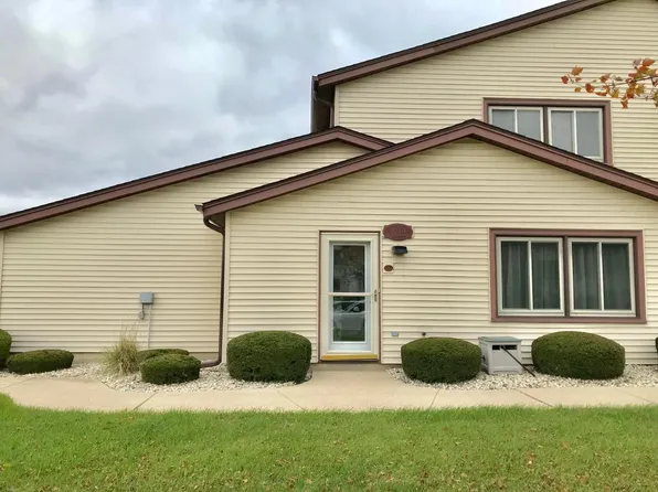 7240 Mariner Dr, Racine, WI 53406