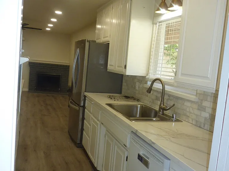 9443 Acapulco Way — Photo 4