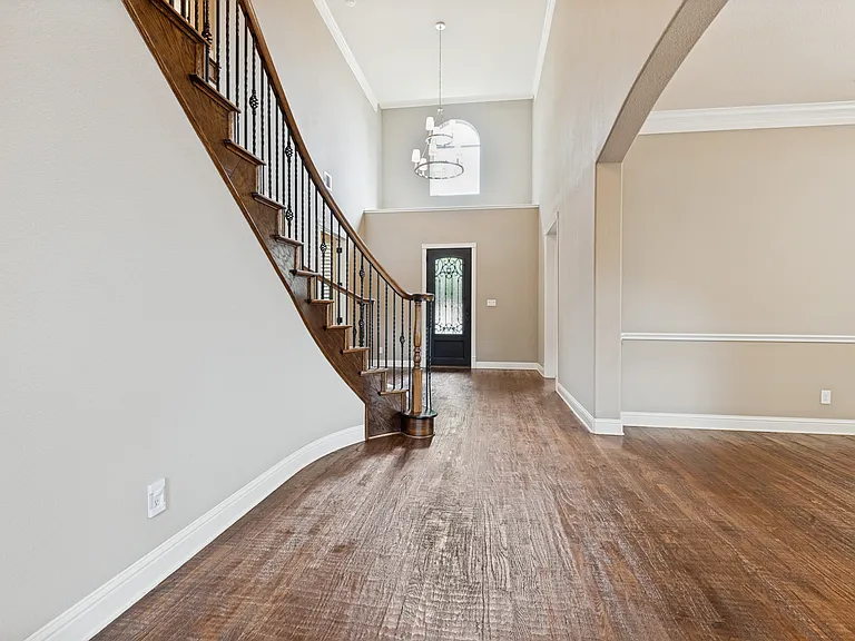 2416 Top Rail Ln — Photo 6