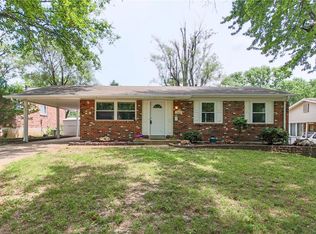 1663 Coachway Ln, Hazelwood, MO 63042