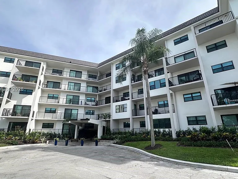 900 River Reach Dr #404 — Photo 25