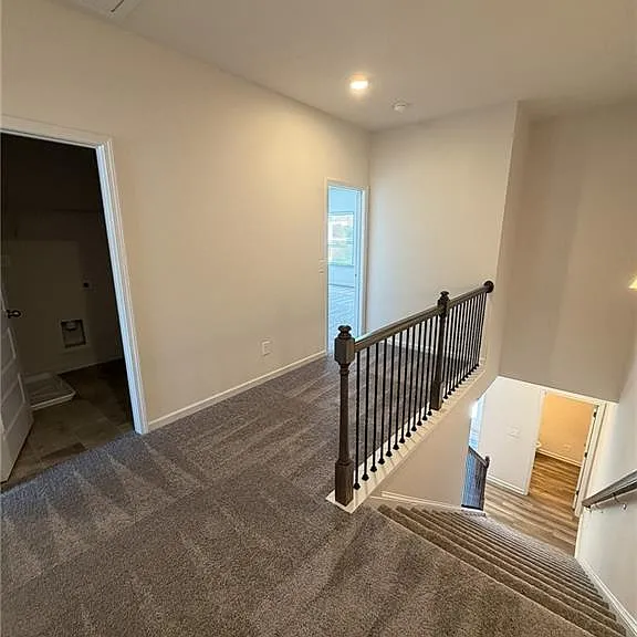 1015 Stiles Ct — Photo 8