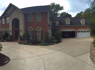 8639 Watson Ridge Dr, Saint Louis, MO 63126