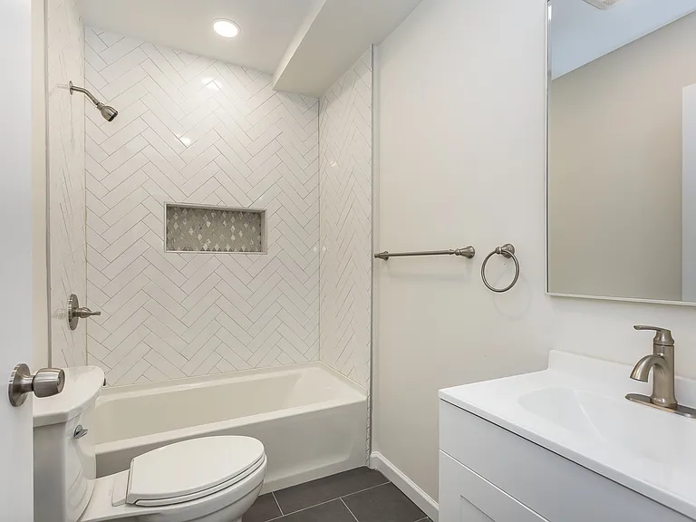 Full Bath #2