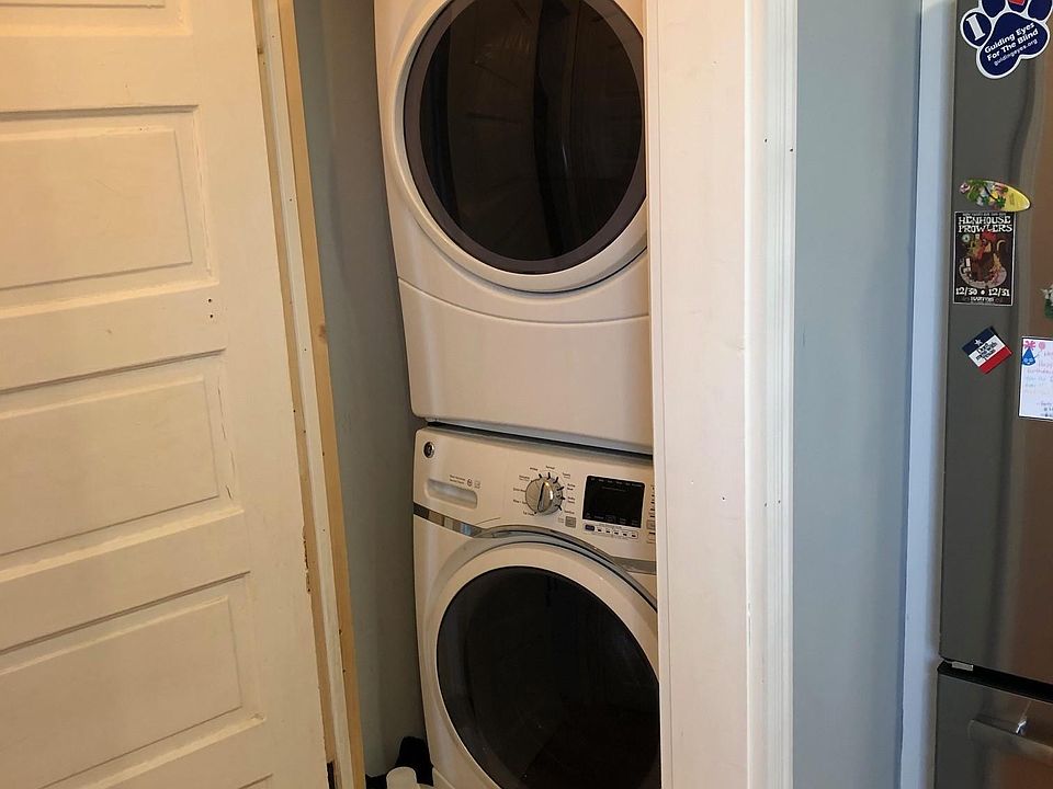 1st image of 1613 N Winchester Ave #3