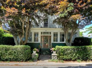 24 Old Beach Rd #2, Newport, RI 02840