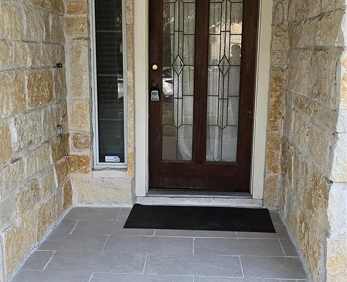 1018 Winter Green Ct — Photo 4