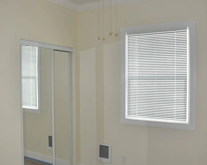 Los Robles Apartments — Photo 32