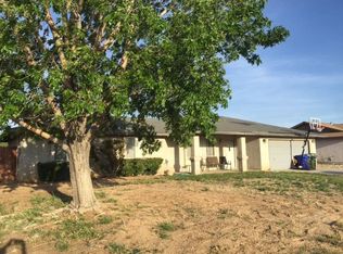 13495 Applewood Rd, Apple Valley, CA 92308