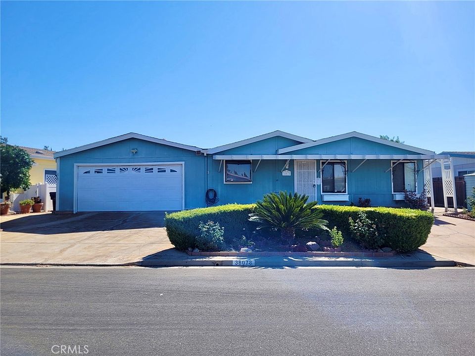1st image of 38078 Calle De Amor