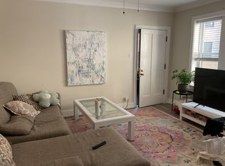 3817.5 N Greenview Ave #1W, Chicago, IL 60613