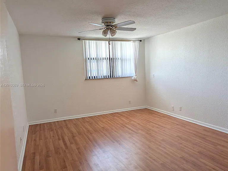1900 Diana Dr #3E — Photo 35