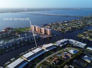 4229 SE 19th Pl APT 2E, Cape Coral, FL 33904