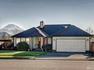 3110 Wynalda Dr, Enumclaw, WA 98022