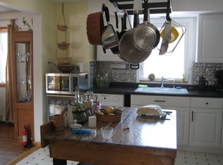 1405 Maple Rd, Amherst, NY 14221