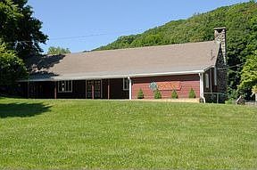 2nd image of 10 Andre Ln