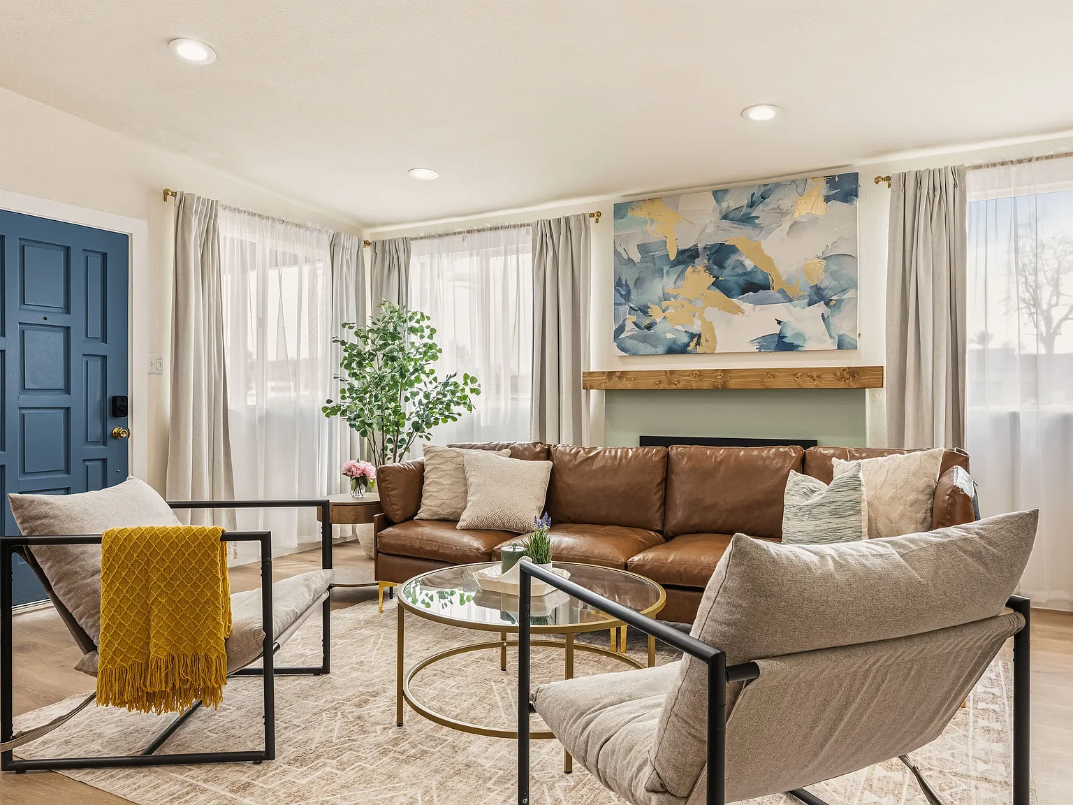 4 bed, 1408 sqft, $8,300 — Photo 1