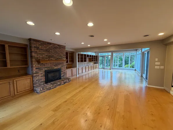 1308 Shirley St, Middleton, WI 53562