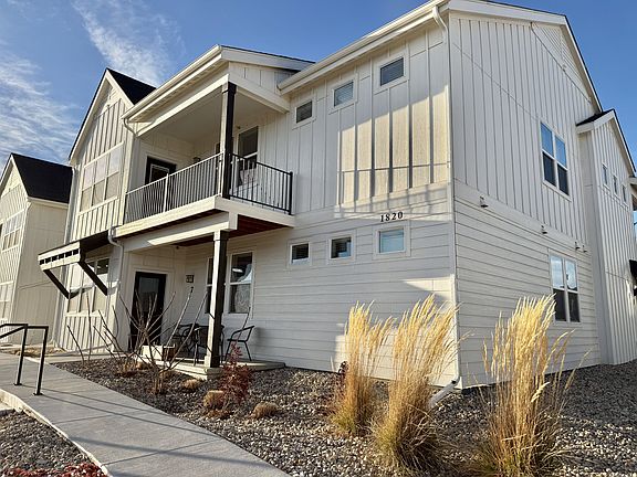 3rd image of 1820 Iron Wheel Dr