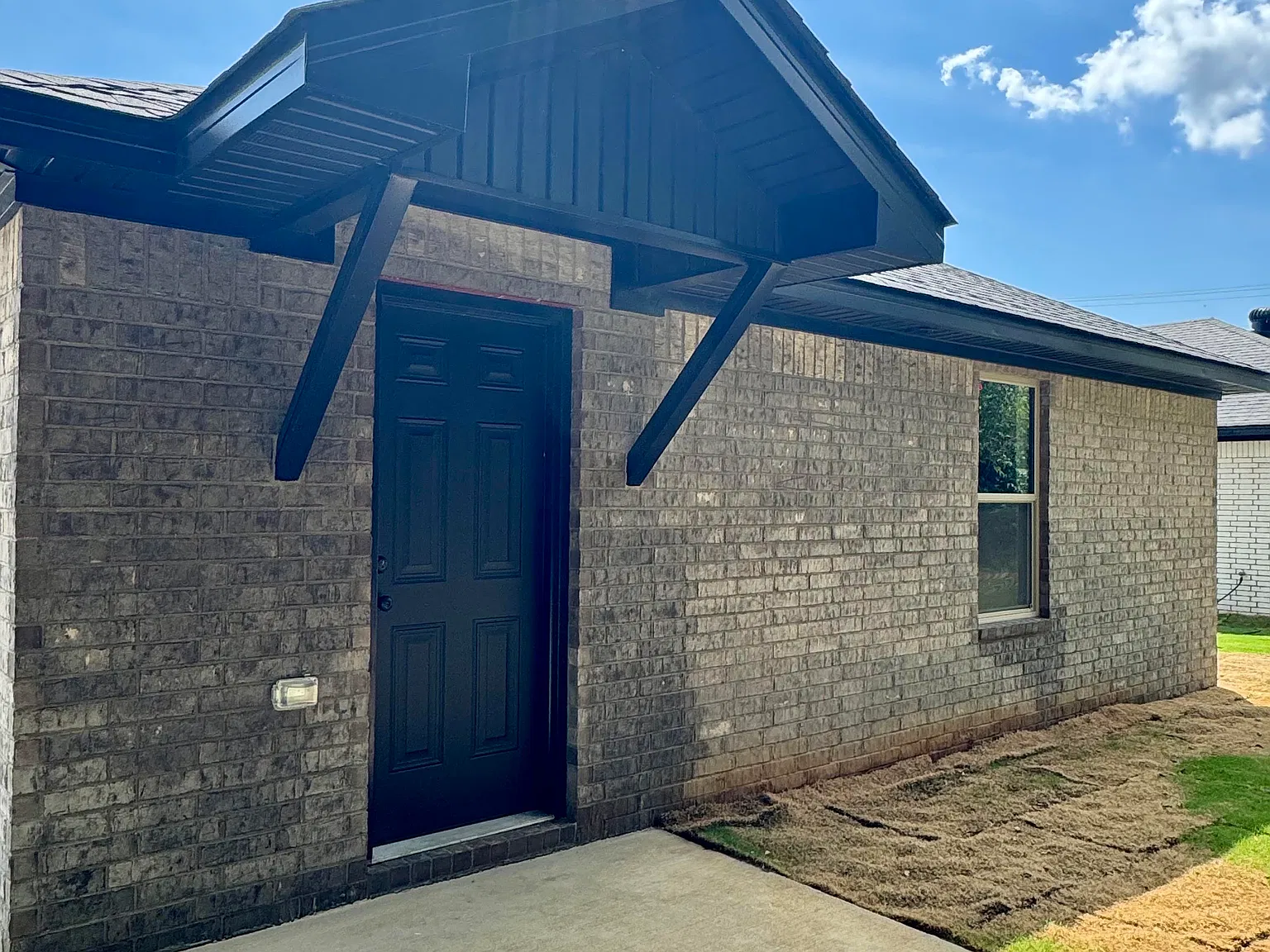 3 bed, 1350 sqft, $1,450 — Photo 2