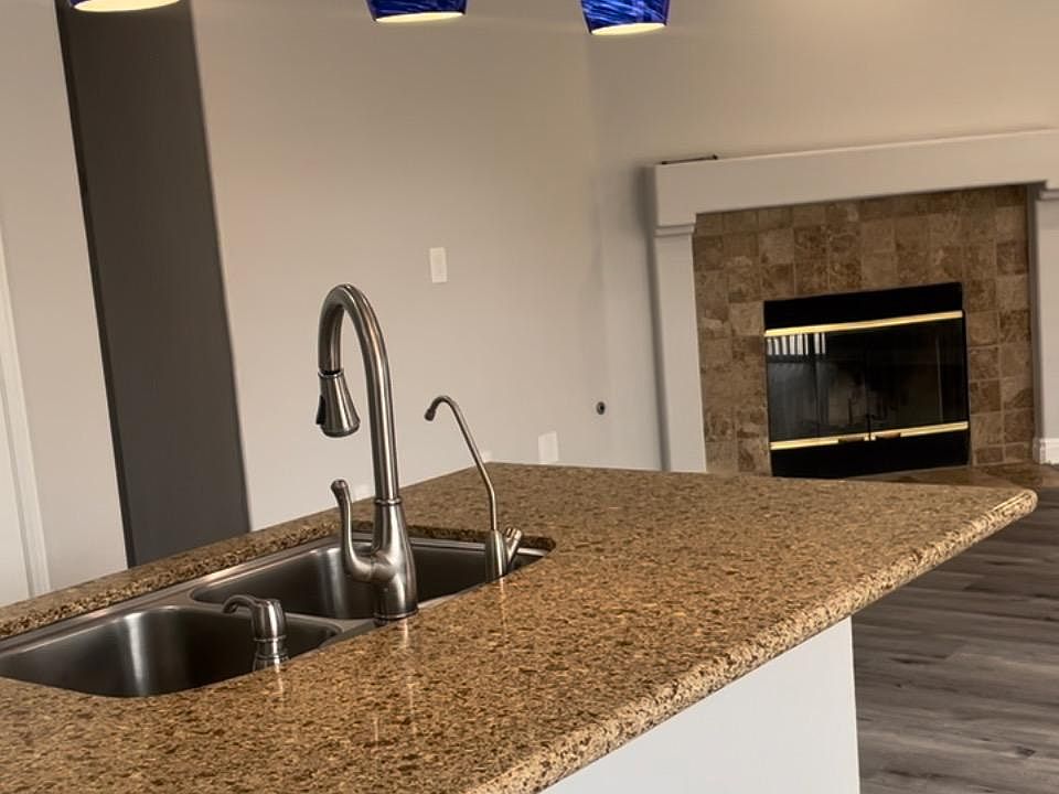 1st image of 2847 Magellan Cir