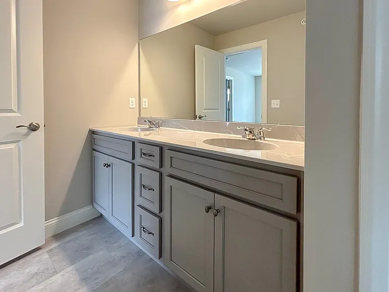 207 Sage Blvd — Photo 18