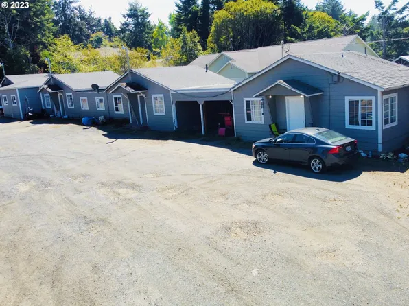 92630 Cape Arago Hwy, Coos Bay, OR 97420